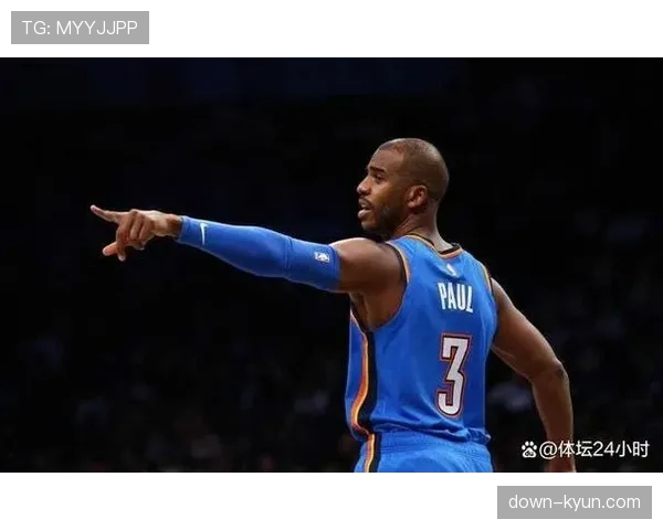特写：老将克里斯·保罗一次关键防守指挥，帮助勇士稳住节奏